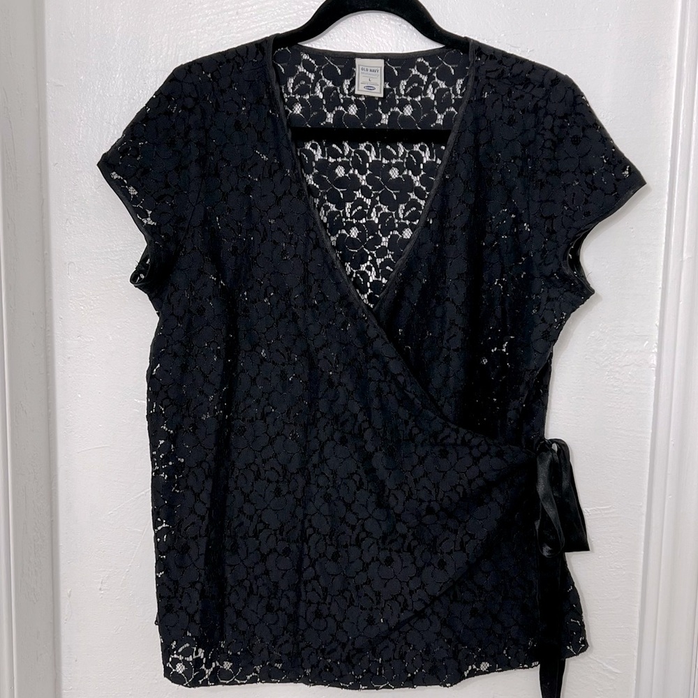 Old Navy Womens Maternity Top, Capped Sleeves, Front Wrap Closure, Black, Size L